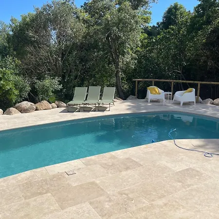 Vecchio, Calme Avec Piscine *