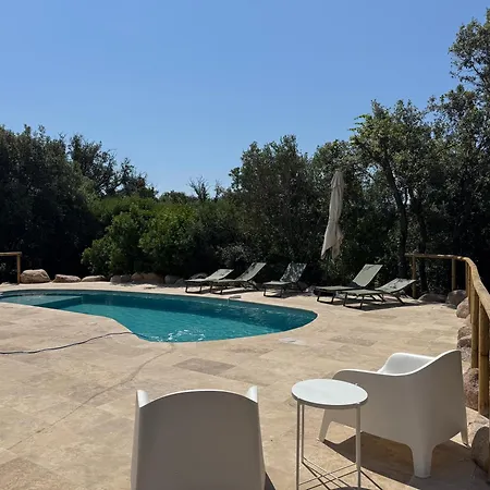 Vecchio, Calme Avec Piscine Villa