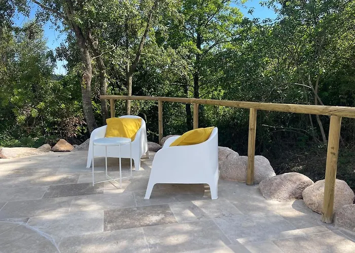 Vecchio, Calme Avec Piscine 维琪奥港