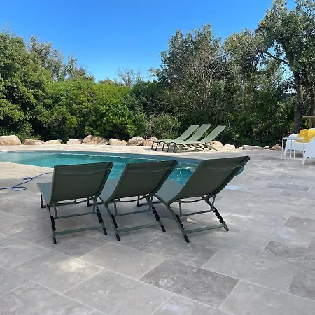 Vecchio, Calme Avec Piscine 빌라 *