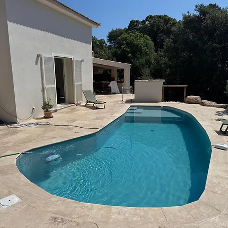 Vecchio, Calme Avec Piscine *