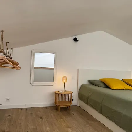 Vecchio, Calme Avec Piscine فيلة بورتو فيكشْيو