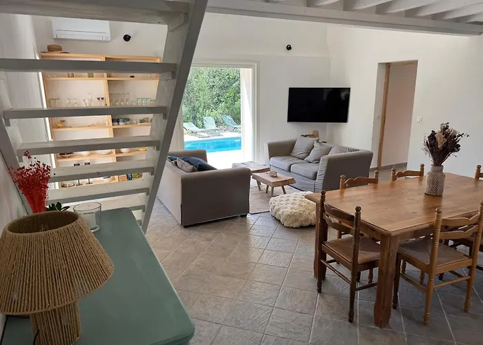 Vecchio, Calme Avec Piscine Villa Porto-Vecchio